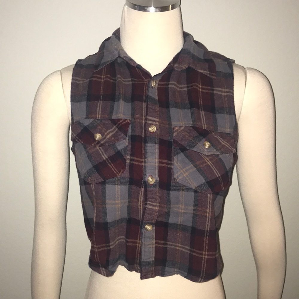 BRANDY MELVILLE CROPPED FLANNEL